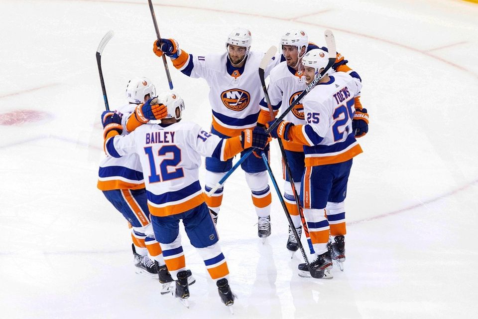 New York Islanders center Brock Nelson (29), second