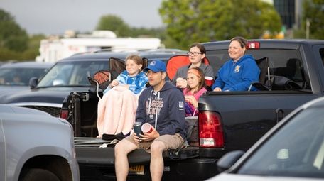 Spots where you can enjoy a drive-in movie