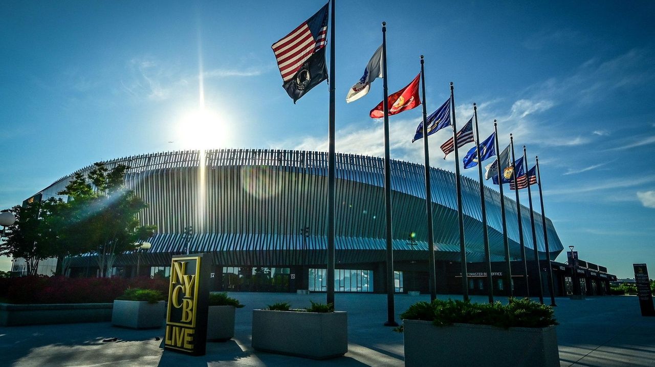 nassau coliseum home and garden show