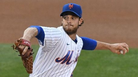 Mets starting pitcher Steven Matz delivers against the