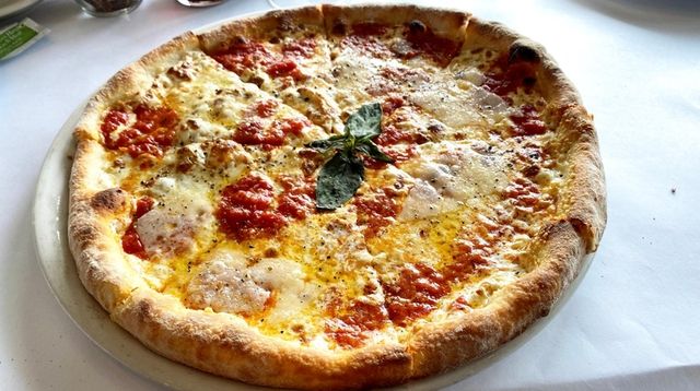 Tutto Pazzo In Huntington Reopens As Il Posto Di Joey Newsday