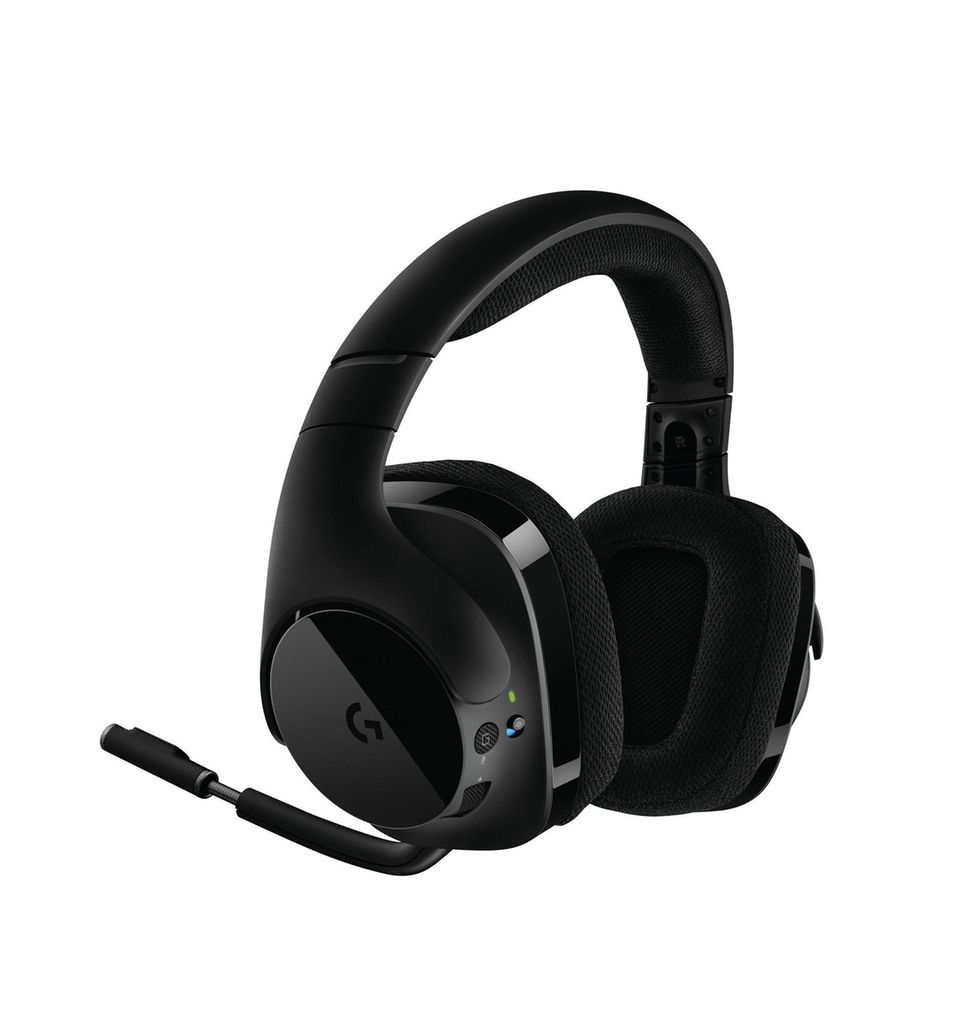Gamers will love this wireless headset that amplifies