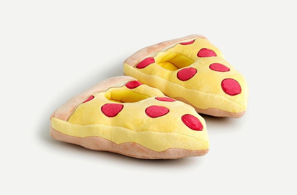 They'll love keeping cozy with these pizza slippers;