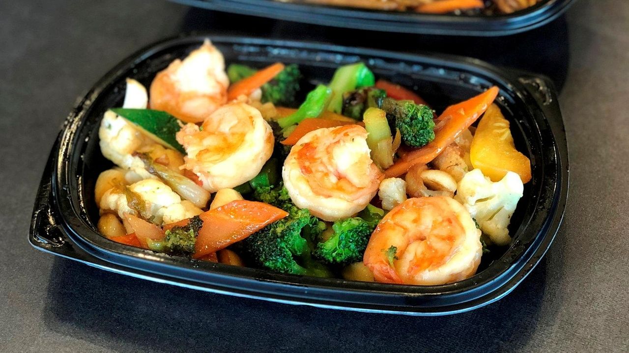 Mogu Modern Chinese Kitchen reinvents takeout in Farmingdale | Newsday