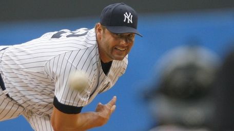 Roger Clemens against the Pittsburgh Pirates at Yankee