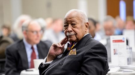 f8bvir1oqdyffm https www newsday com news new york nyc mayor david dinkins dead 1 50073205