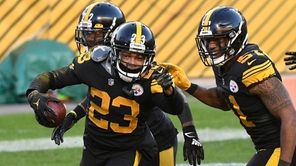 Pittsburgh Steelers cornerback Joe Haden (23) celebrates with