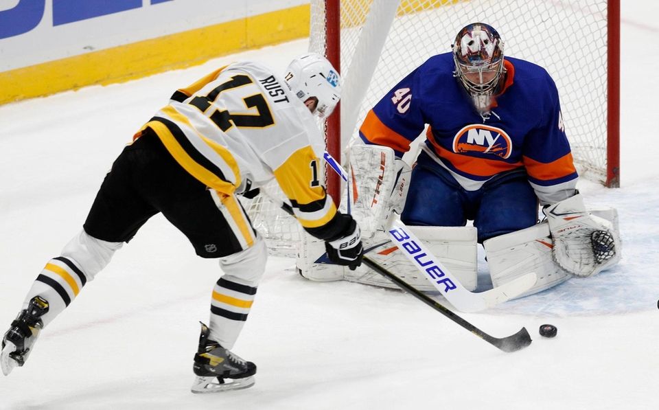 Semyon Varlamov #40 of the New York Islanders