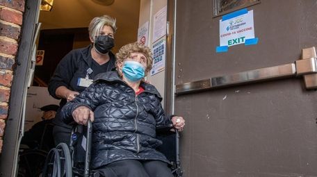 Holocaust survivor Bela Tekiel, 92, exits the pop