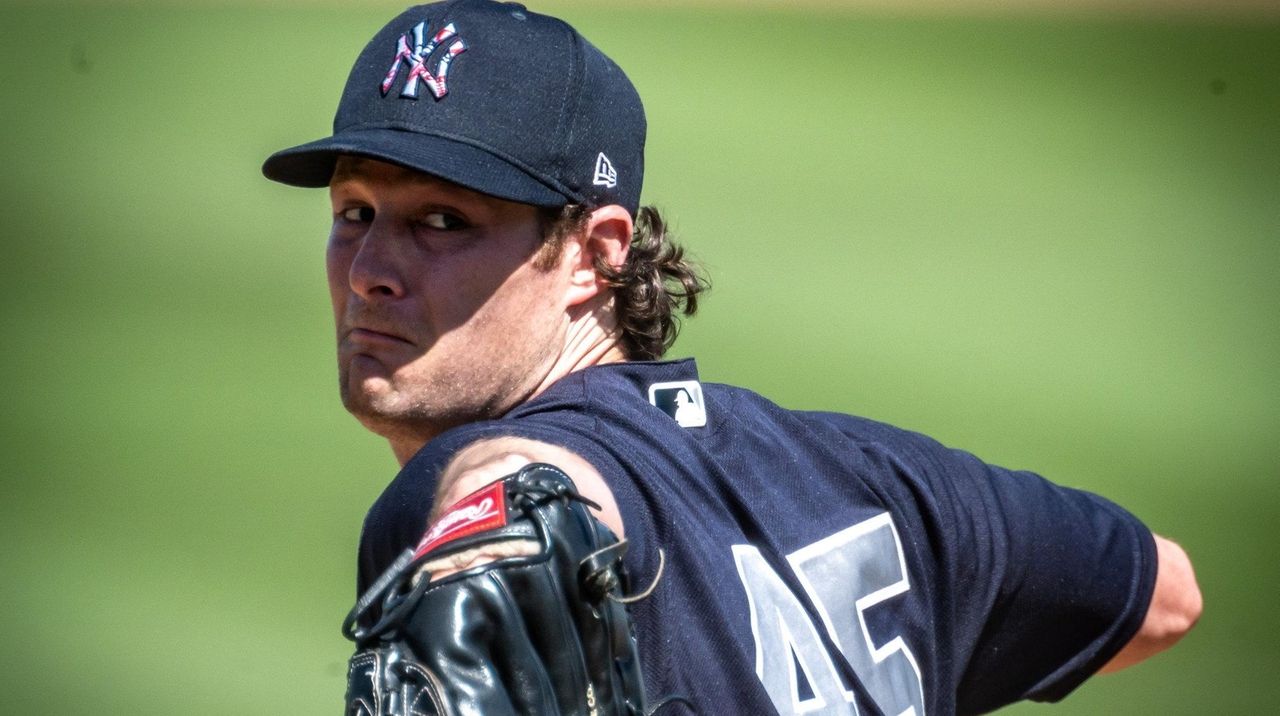 gerrit cole in yankees uniform