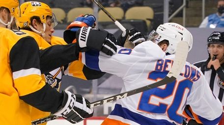 The Islanders' Kieffer Bellows and the Penguins' Sam