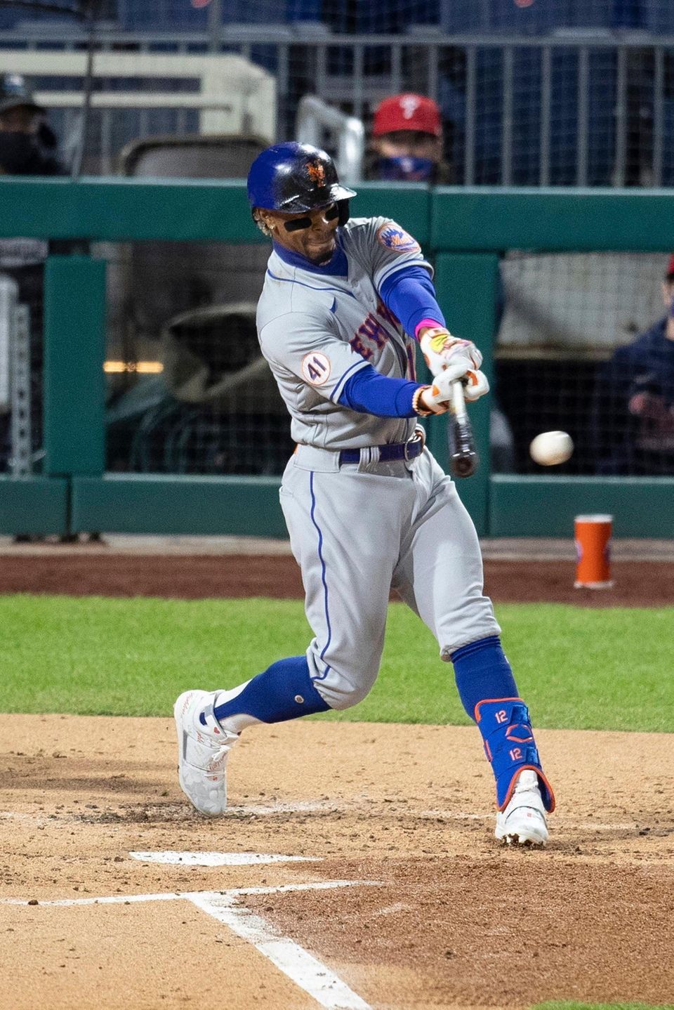Francisco Lindor of the Mets fouls off a