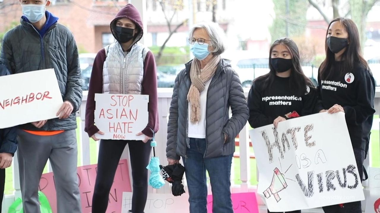 Students in Great Neck held a rally to