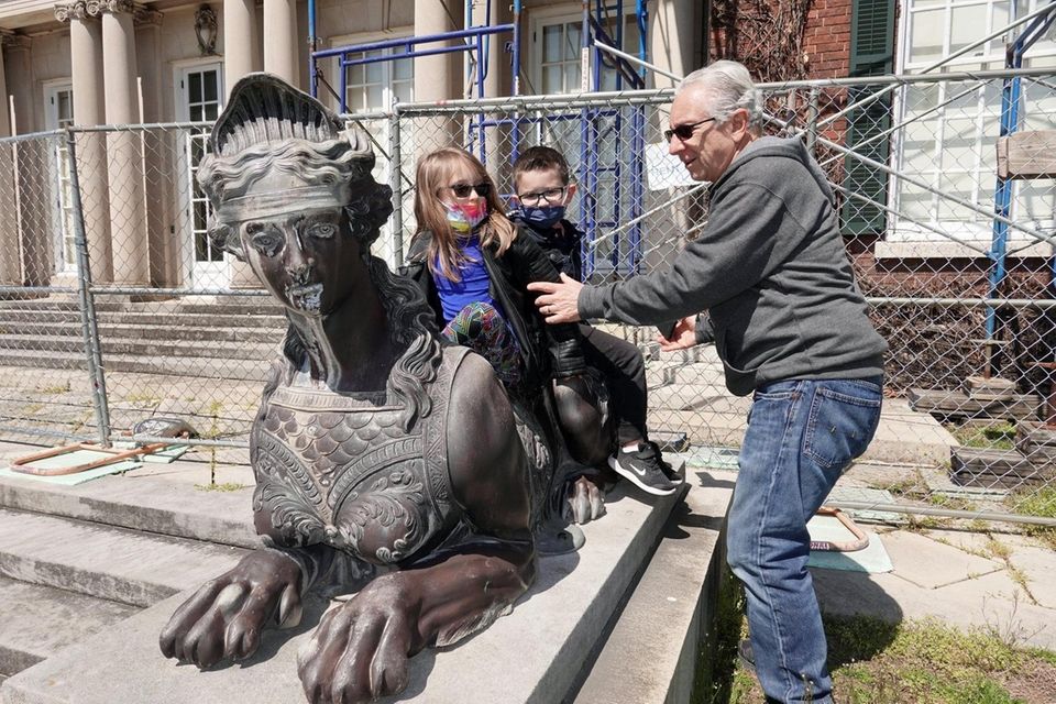 Dr. David Rolnick of Woodbury with his grandkids