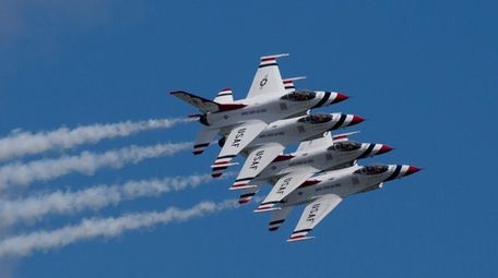 The U.S. Air Force Thunderbirds are seen rehearsing