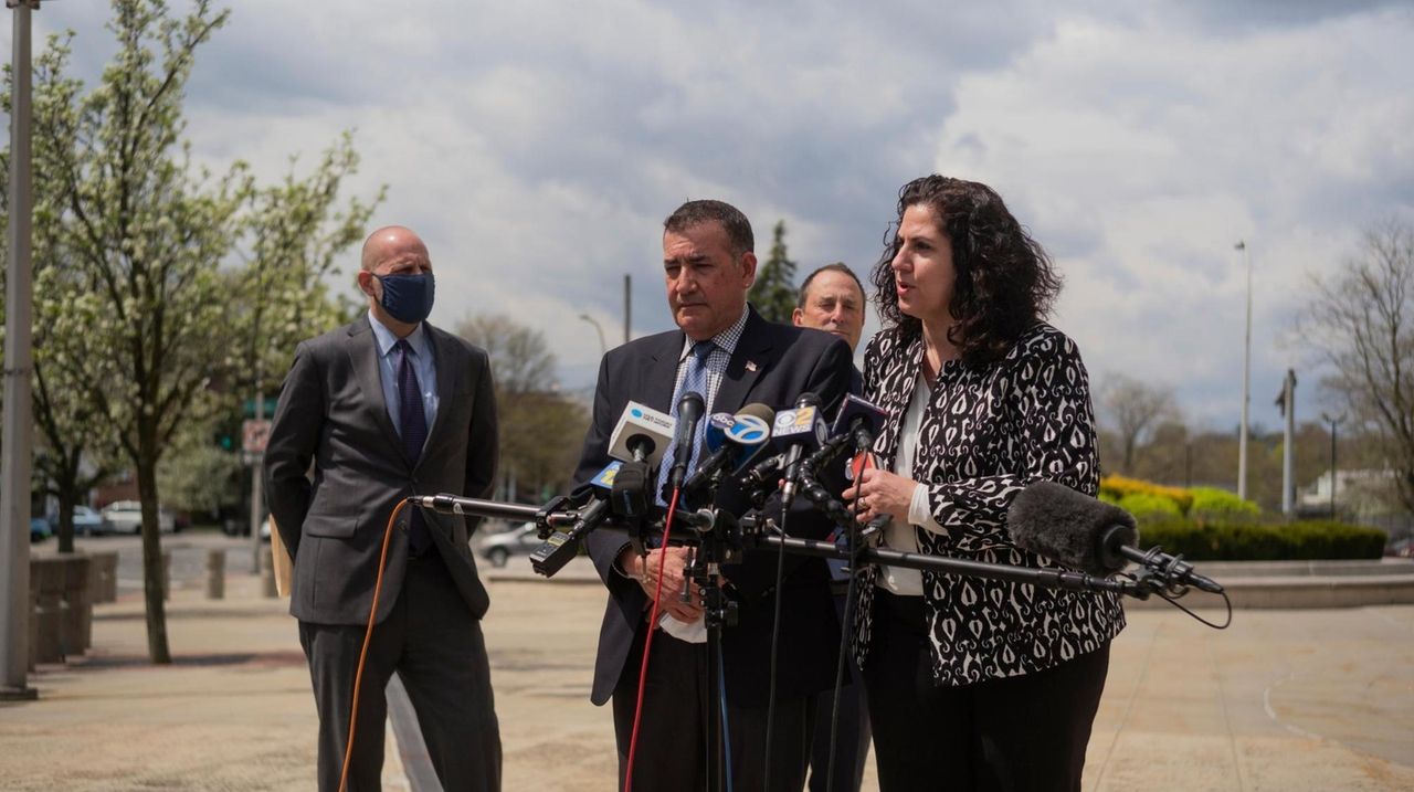 Disbarred attorney Gustavo Vila of Yorktown Heights on