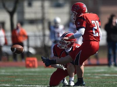 Alyssa Accordino of MacArthur makes a successful PAT