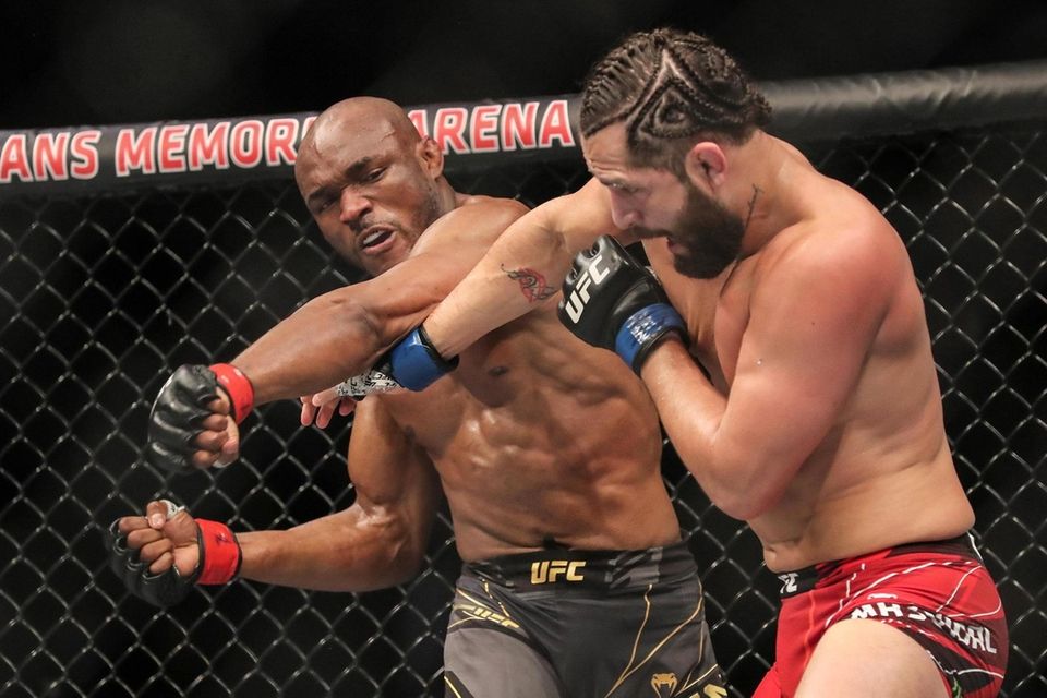 Kamaru Usman (L) of Nigeria fights Jorge Masvidal