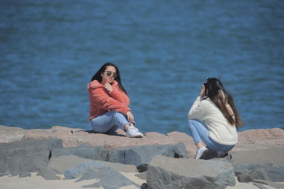 Windy weather and nice sunshine on the Beaches