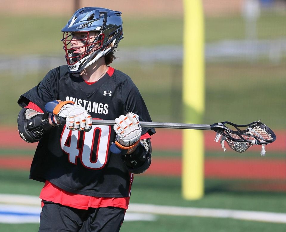 Mt Sinai's Lucas LaForge (40) looks to pass