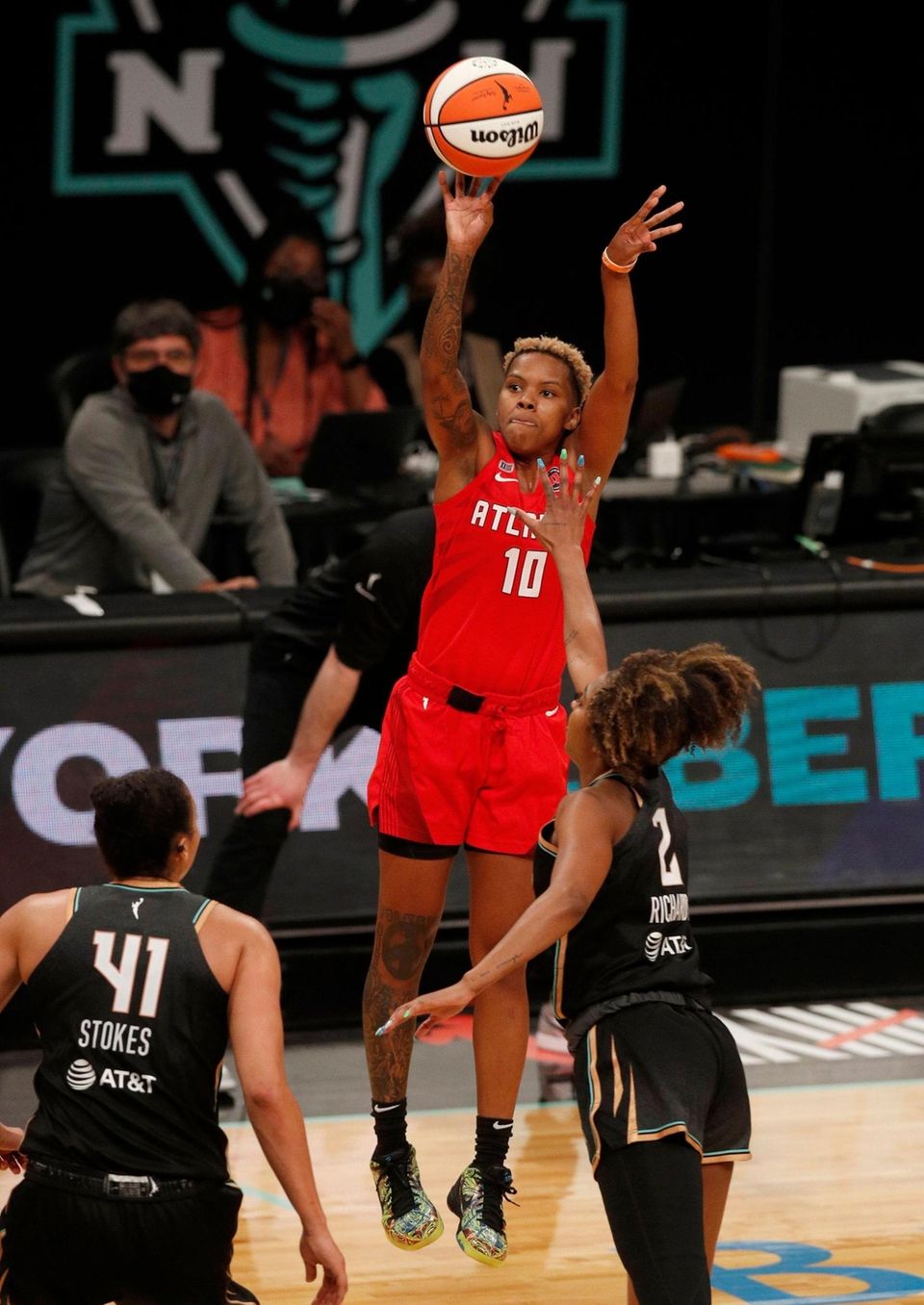Courtney Williams #10 of the Atlanta Dream hits