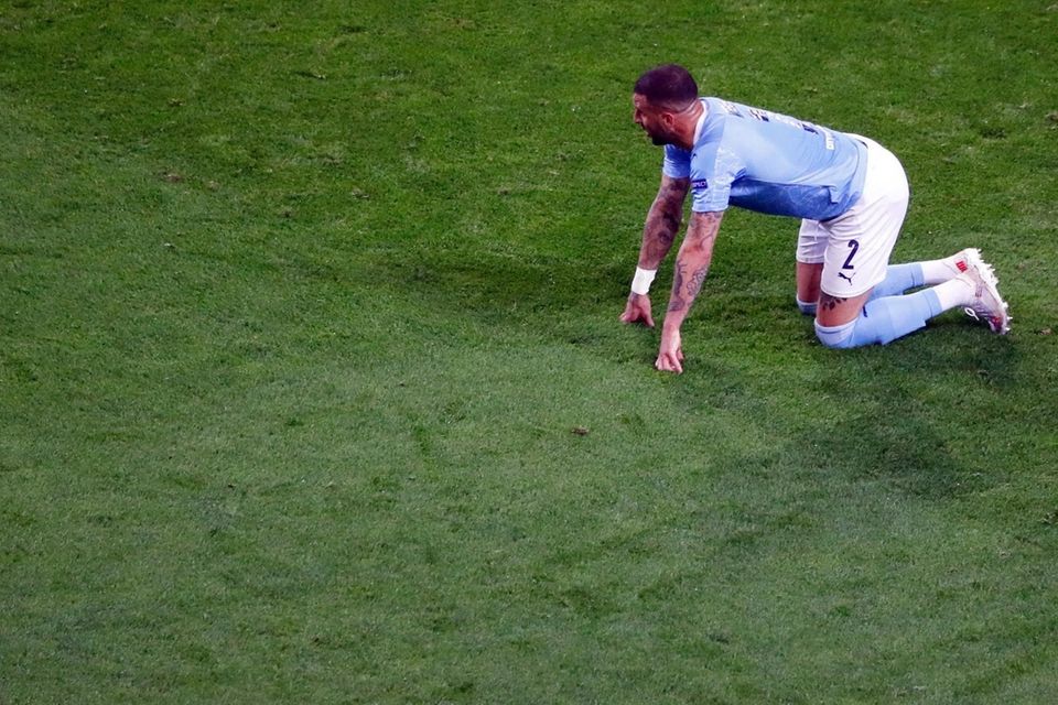 Manchester City's English defender Kyle Walker reacts at