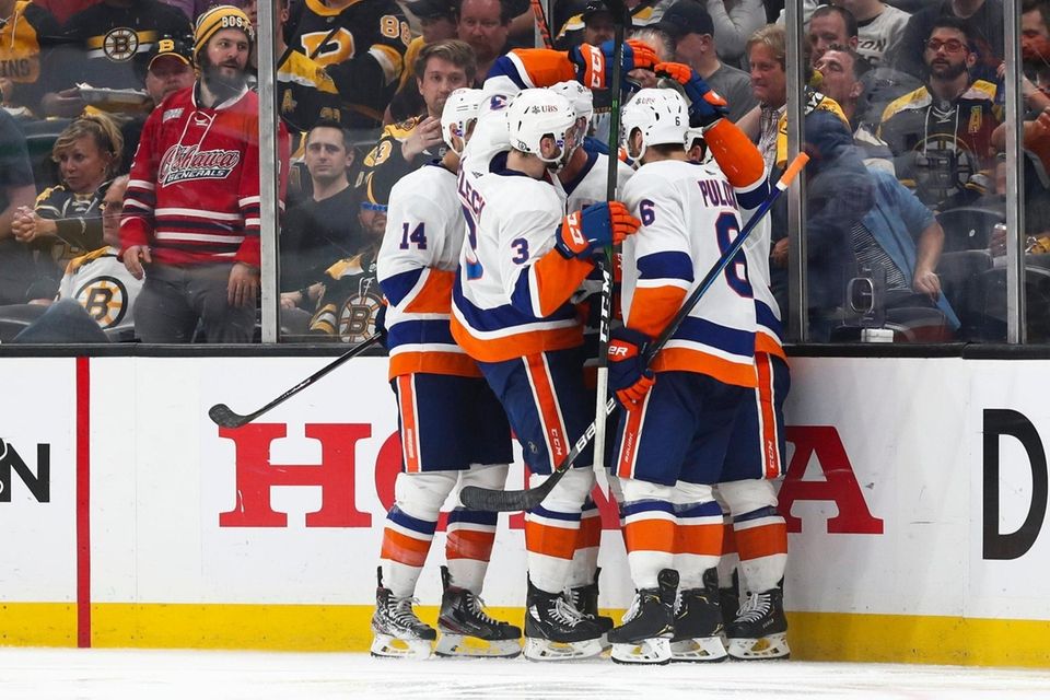 Brock Nelson of the Islanders reacts after scoring