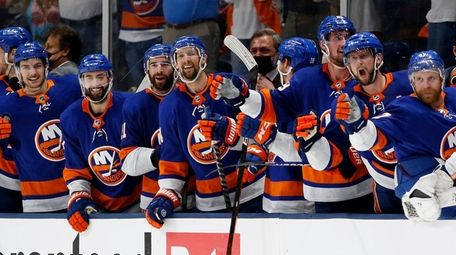 Islanders Bruins Game 6 Recap Winning Goal Key Stat And More Newsday