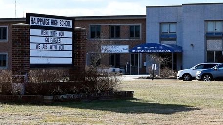 Hauppauge High School on Lincoln Blvd in Hauppauge