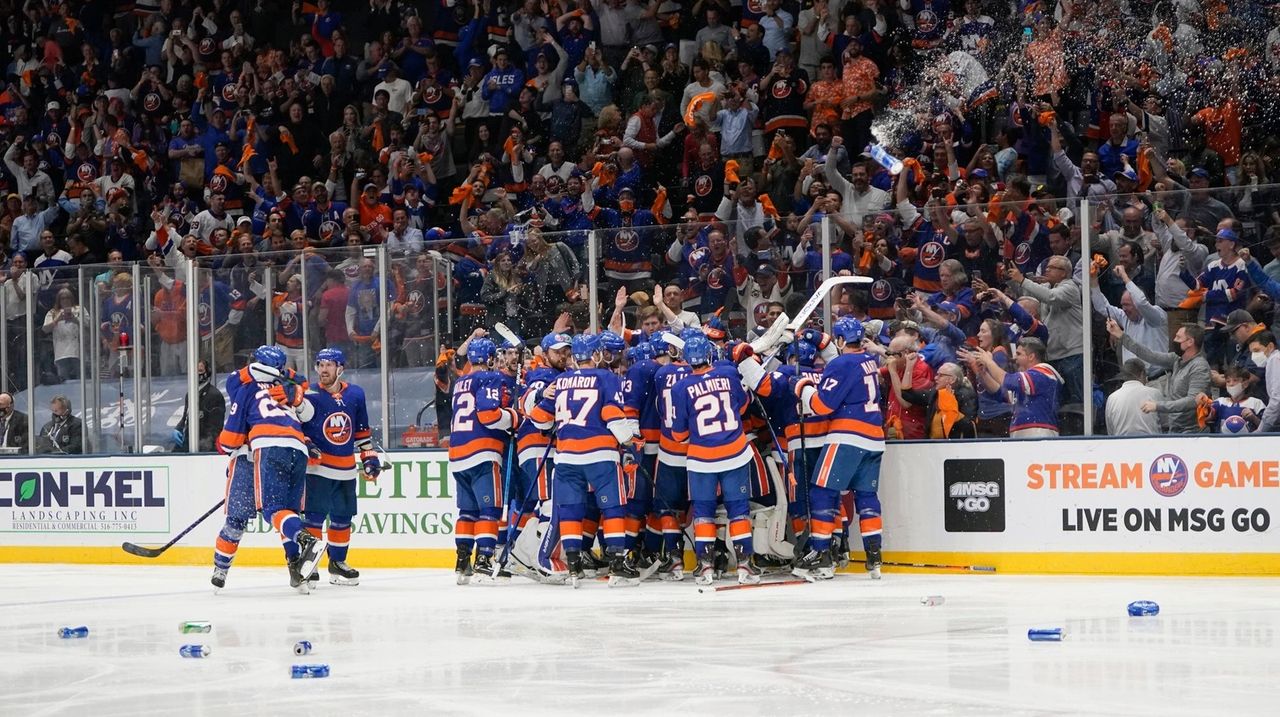 Islanders Last Game At Coliseum If It Was They Sent It Out With A Bang Newsday