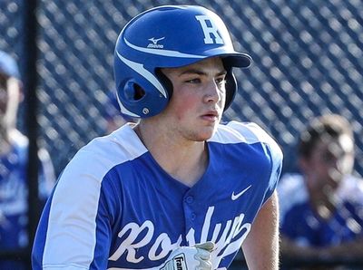 Feature image of Roslyn baseball player Daniel Rosman,