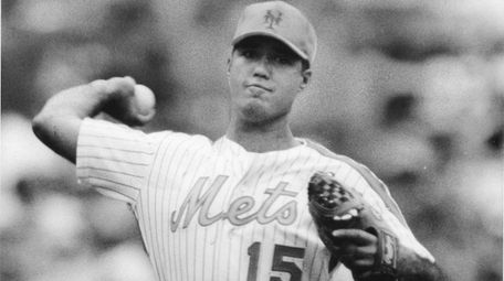 Ron Darling pitches in his last game for