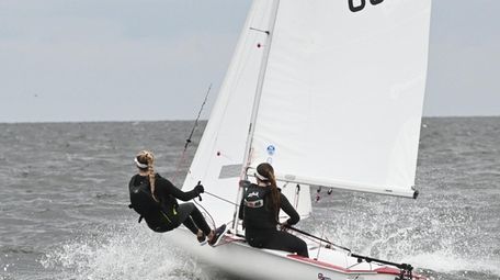 Young sailors practice for this weekend's regatta race
