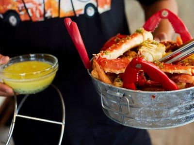 The Fulton Street with four snow crab leg