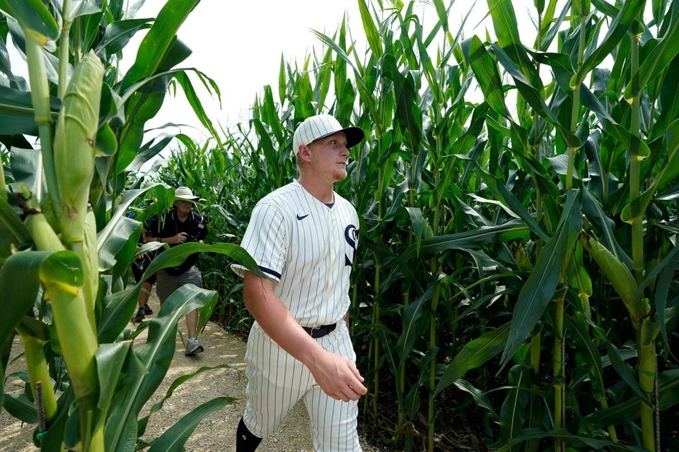 Chicago White Sox first baseman Andrew Vaughn walks