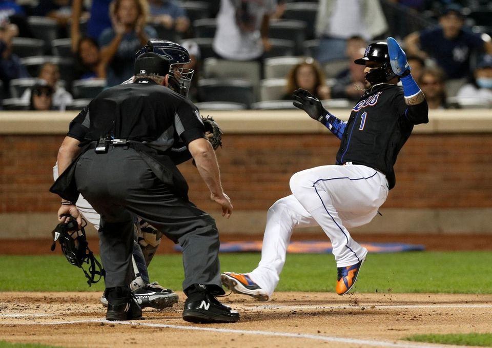 Jonathan Villar #1 of the New York Mets