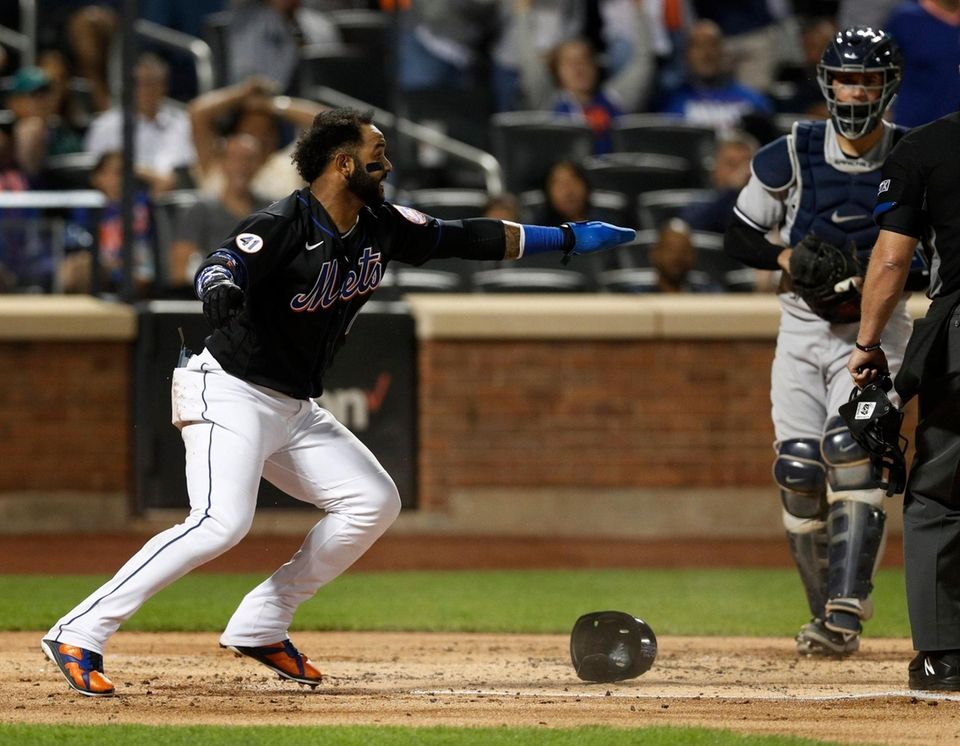 Jonathan Villar #1 of the New York Mets