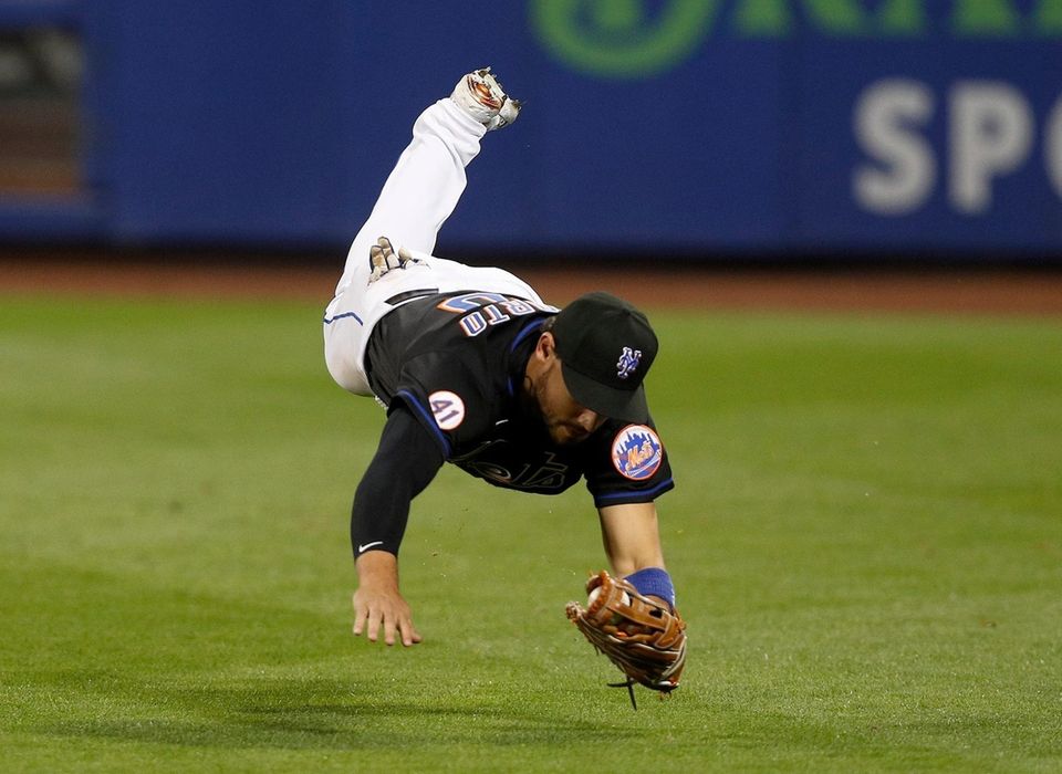 Michael Conforto #30 of the New York Mets