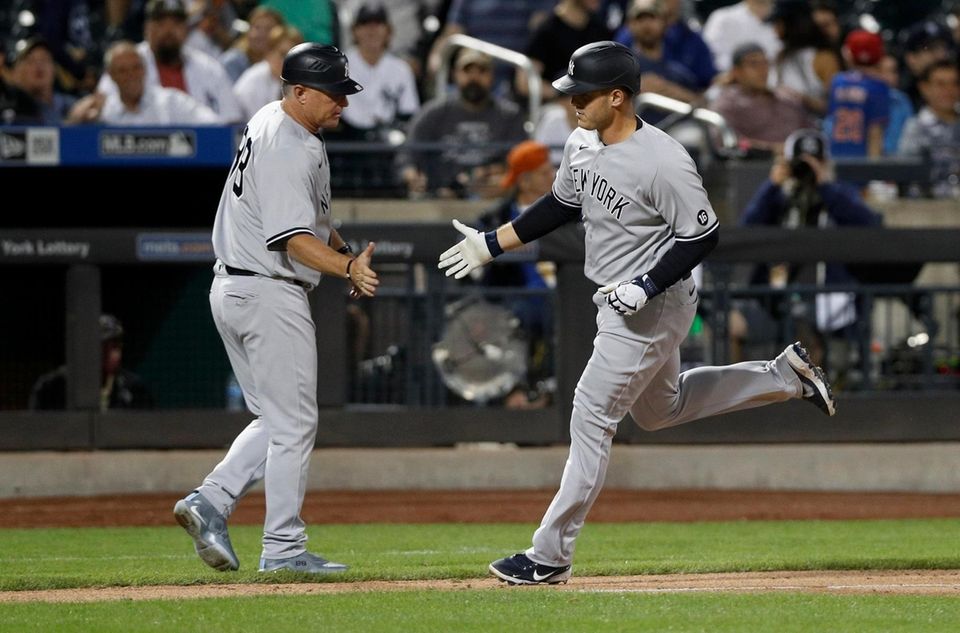 Anthony Rizzo #48 of the New York Yankees