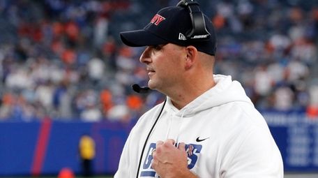 Head coach Joe Judge of the Giants looks