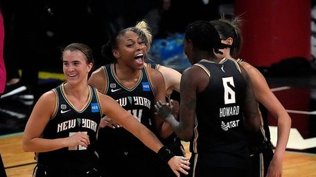 New York Liberty guard/forward Betnijah Laney (44) celebrates