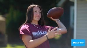 Newsday's Gregg Sarra looks at Lindenhurst's comeback win