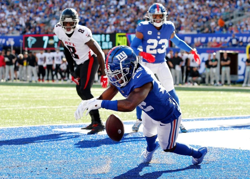 Adoree' Jackson of the New York Giants misses