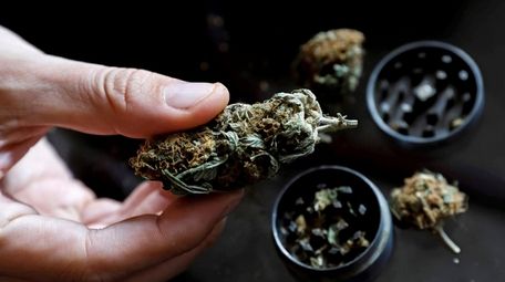 Employers can no longer test most job seekers for marijuana, NY says |  Newsday
