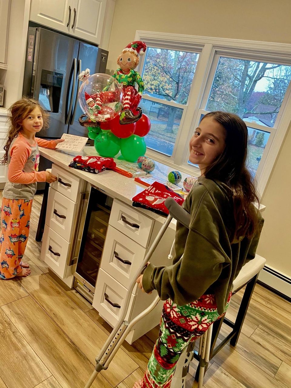 Sisters Laila (left) and Makayla Toal, ages 6