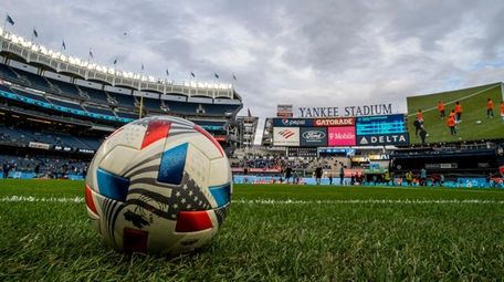 Players for New York City FC and Atlanta