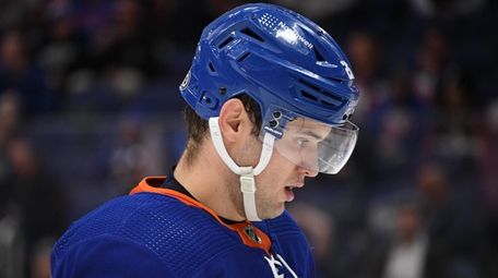 New York Islanders right wing Oliver Wahlstrom looks