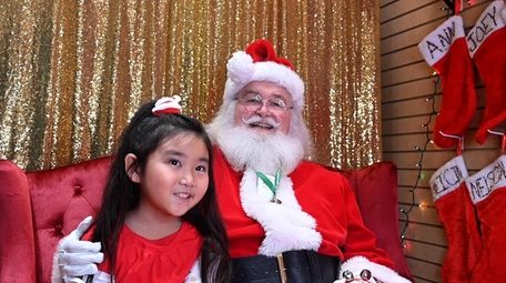 Santa Claus appeared at Sugar Crazy in Plainview