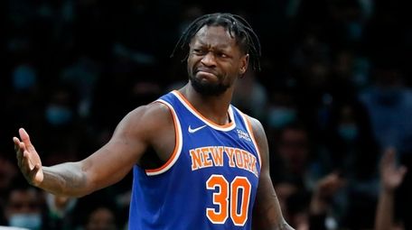 Knicks' Julius Randle reacts to a call during