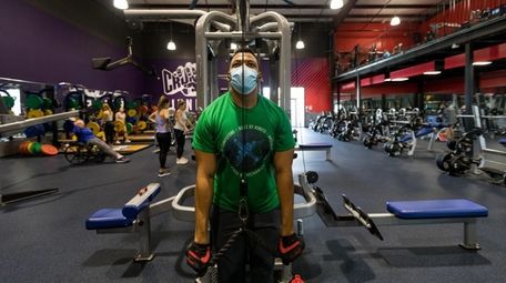 Joel Ledgister of Amityville, 32, works out at